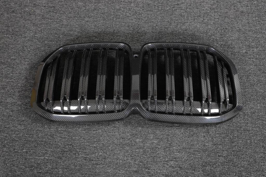 BMW X7 G07 2019-2022 Front Grille Dry Carbon Fiber-Ahacarbon